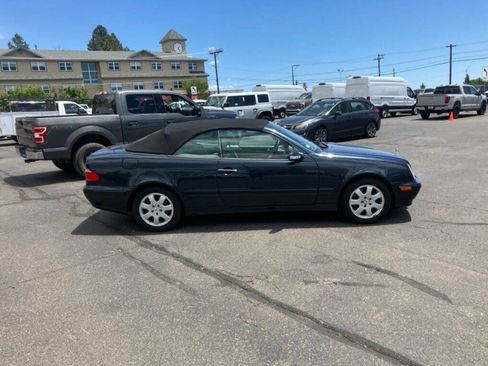 Used 2002 Mercedes-Benz CLK 320 Cabriolet image 4
