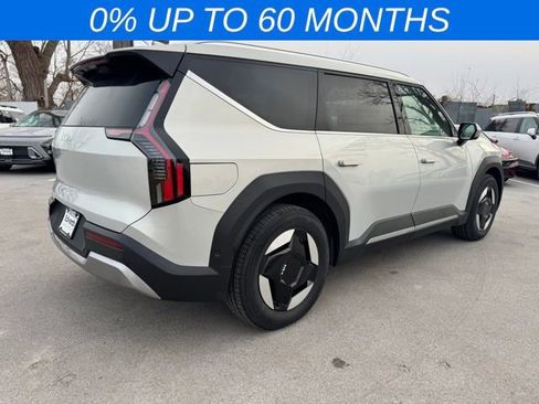 New 2026 Kia EV9 Wind AWD/4WD image 3