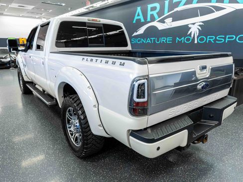 Used 2016 Ford F250 Platinum w/ FX4 Off-Road Package AWD/4WD image 9