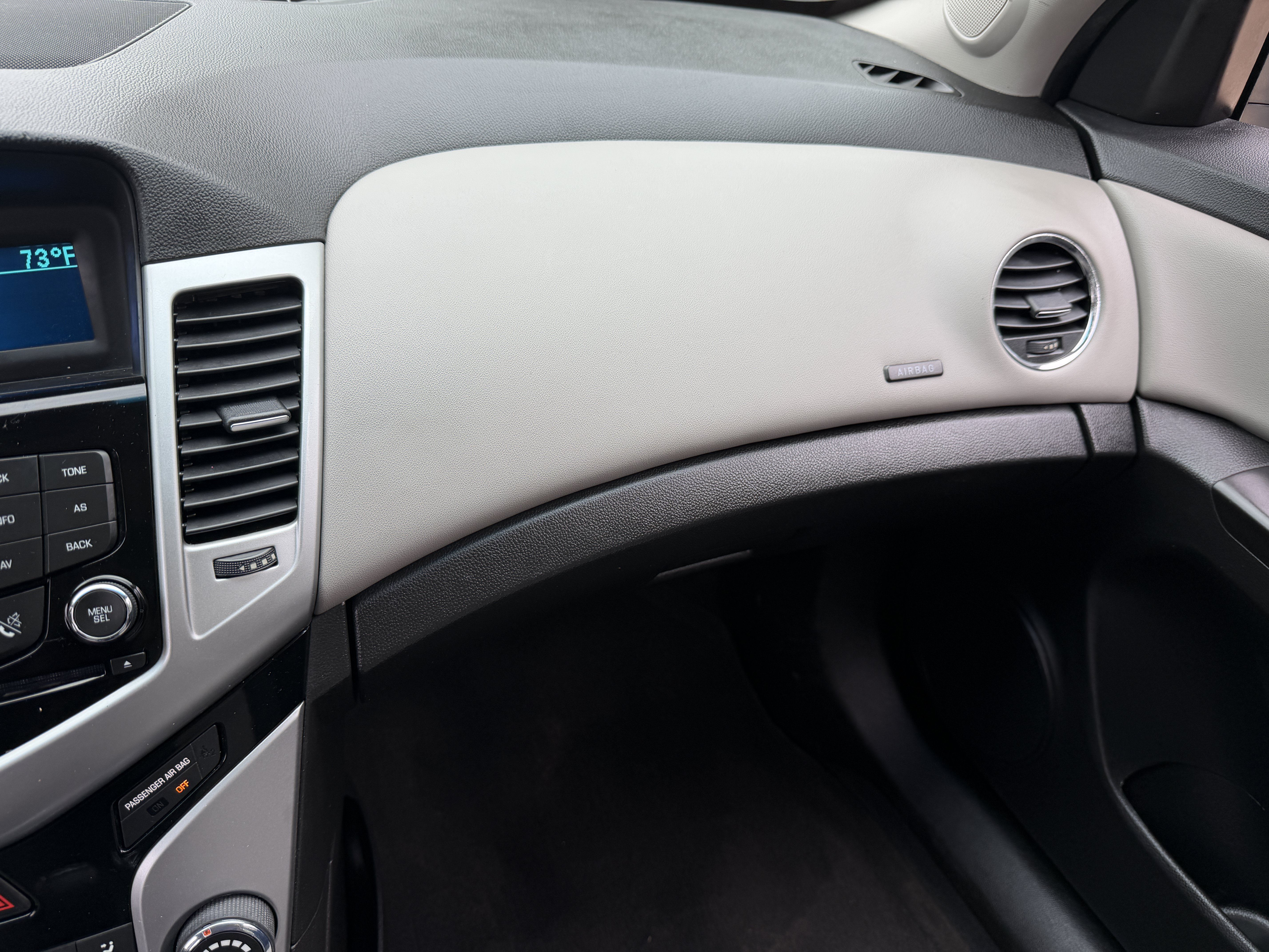 Used 2016 Chevrolet Cruze LS FWD image 26