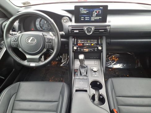 Certified 2023 Lexus IS 350 F Sport image 10