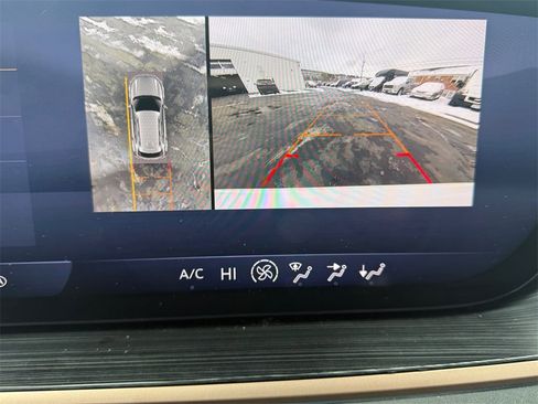 Used 2024 Buick Envision Sport Touring image 13