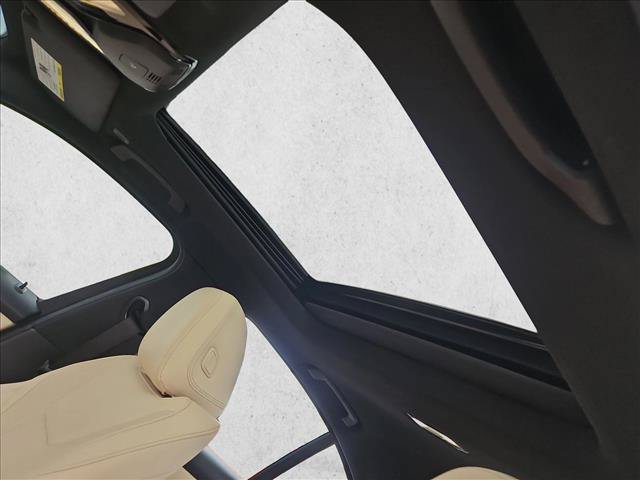 Certified 2025 BMW 330i Sedan RWD image 16