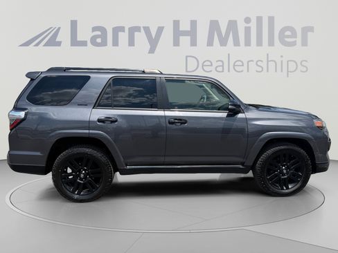 Used 2021 Toyota 4Runner Nightshade AWD/4WD image 6