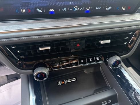 New 2026 Chevrolet Tahoe LT w/ Comfort Package image 16