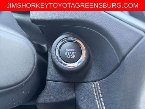 Used 2023 Subaru Crosstrek 2.5i Sport AWD/4WD image 29