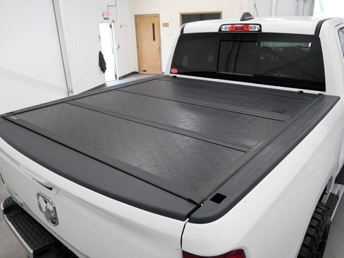 Used 2022 RAM 1500 Big Horn AWD/4WD image 39