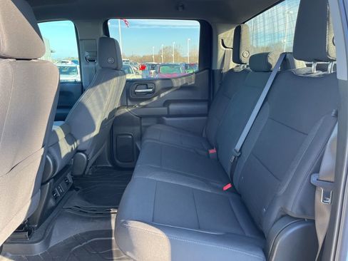 Used 2025 Chevrolet Silverado 1500 Custom Trail Boss w/ Dark Appearance Package image 16