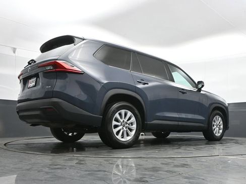 Used 2024 Toyota Grand Highlander XLE image 45