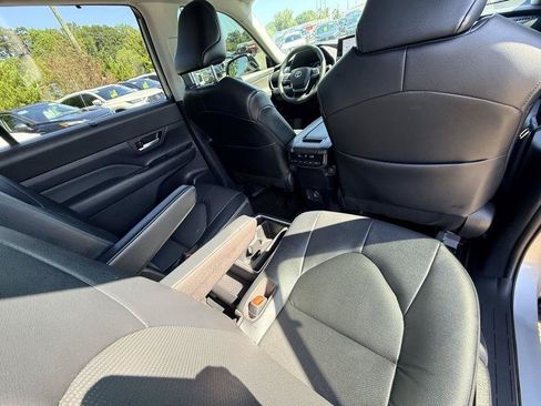 Used 2026 Toyota Grand Highlander FWD image 27