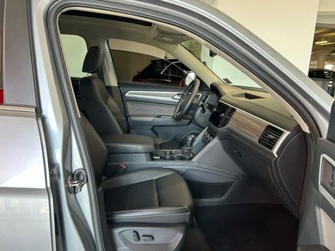Certified 2023 Volkswagen Atlas SEL image 21