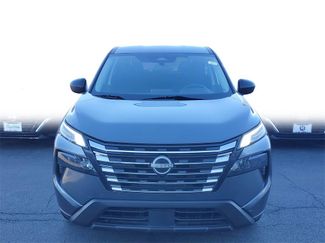 Used 2024 Nissan Rogue S video 2