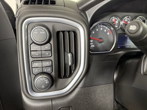 Used 2022 Chevrolet Silverado 1500 RST w/ Z71 Off-Road Package image 19