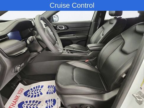 Used 2025 Jeep Compass Limited w/ High Altitude Package AWD/4WD image 11