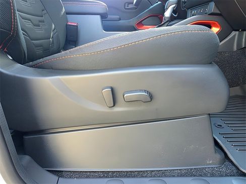 New 2026 Nissan Frontier PRO-4X w/ Tow Package image 11