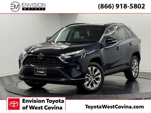 Used 2025 Toyota RAV4 XLE Premium image 1