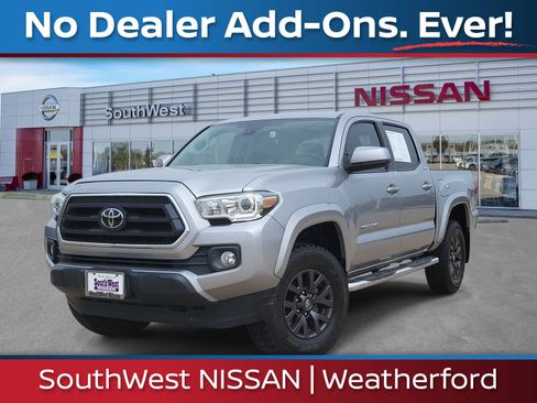 Used 2020 Toyota Tacoma SR5 RWD image 1