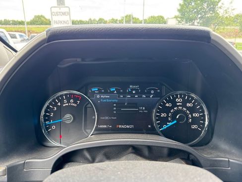 Used 2017 Ford F150 Lariat AWD/4WD image 6