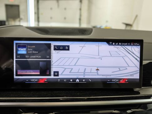 New 2026 BMW X5 xDrive40i w/ M Sport Package AWD/4WD image 15