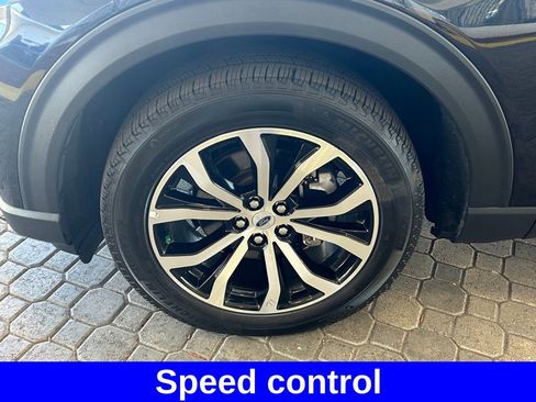 Certified 2025 Ford Explorer ST-Line image 18