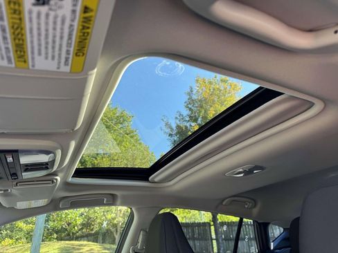 Certified 2025 Subaru Crosstrek 2.0i Premium image 16