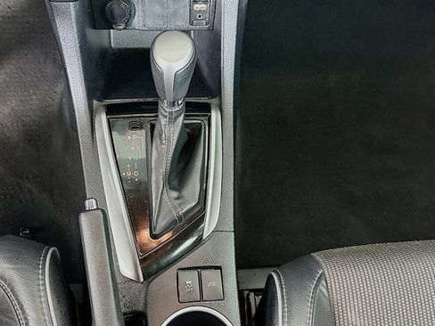 Used 2015 Toyota Corolla S image 23