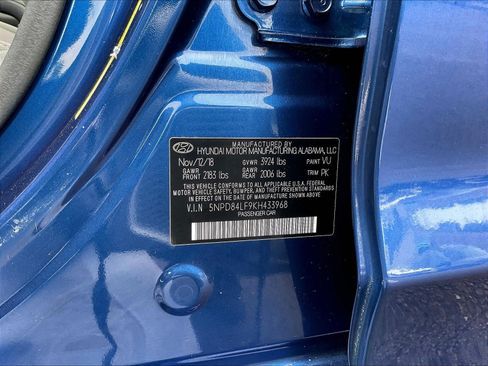 Used 2019 Hyundai Elantra SEL FWD image 18