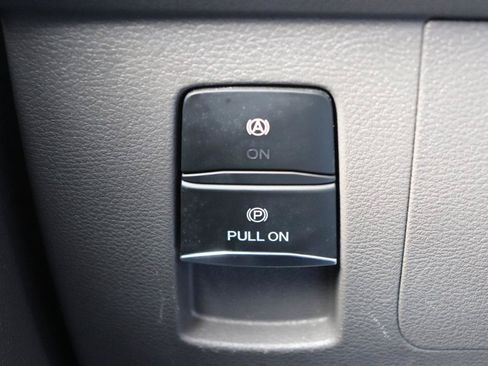 Used 2025 Ford Transit 350 XLT RWD image 36