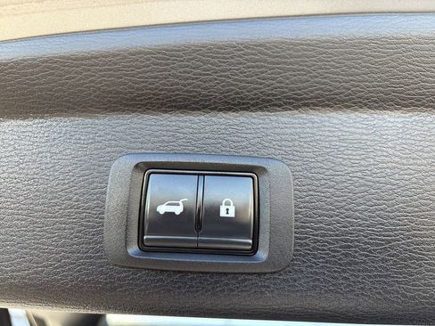 Used 2023 Mitsubishi Outlander SEL 40th Anniversary image 29