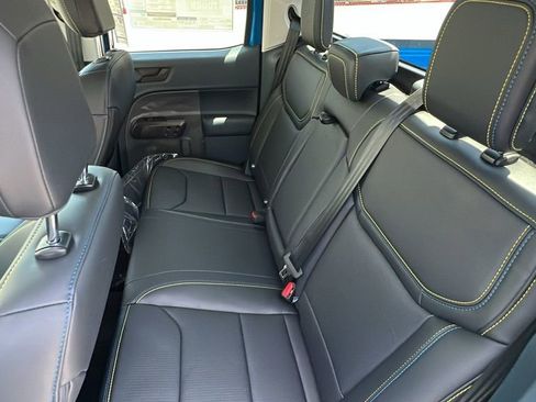 New 2025 Ford Maverick Lobo image 12