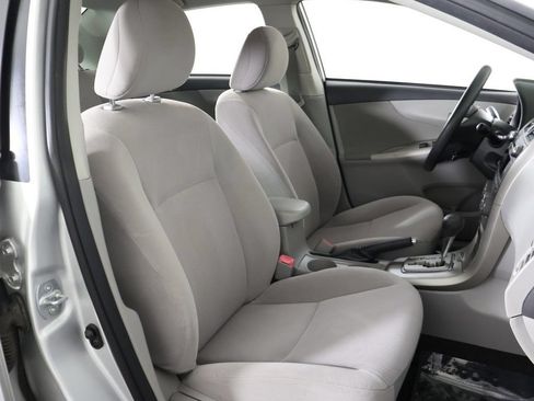 Used 2011 Toyota Corolla LE FWD image 26