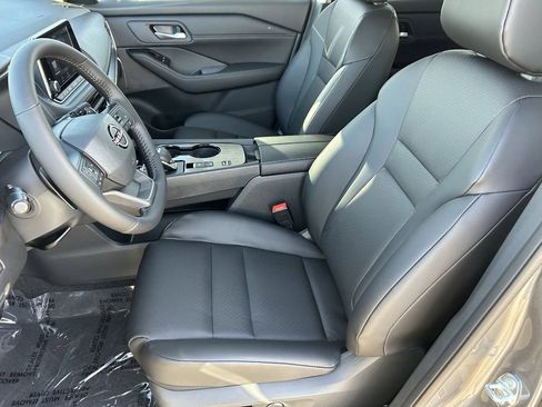 New 2026 Nissan Rogue SV image 16