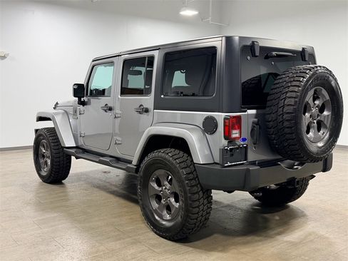 Used 2017 Jeep Wrangler Unlimited Sport image 6