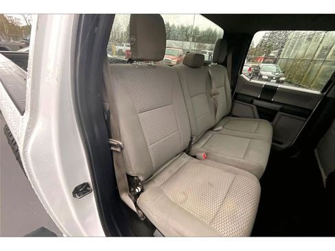 Used 2017 Ford F350 XLT w/ Camper Package image 27