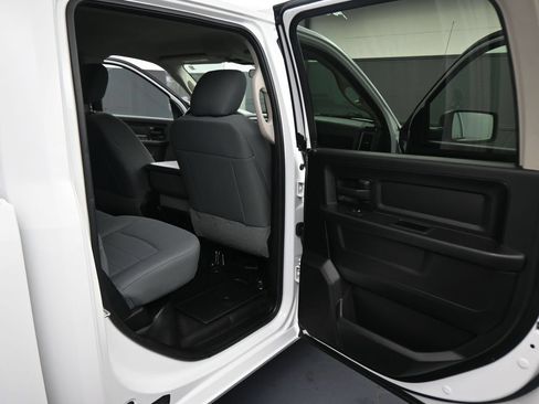 Used 2019 RAM 1500 Tradesman w/ Popular Equipment Group AWD/4WD image 42