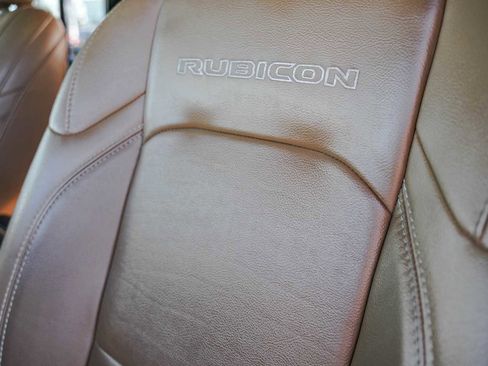 Used 2022 Jeep Wrangler Unlimited Rubicon w/ Xtreme Recon 35" Tire Package image 18