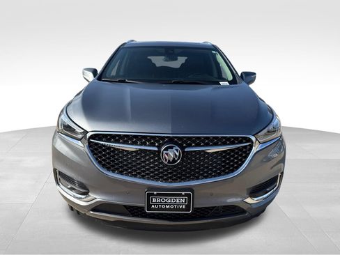 Used 2020 Buick Enclave Avenir w/ Avenir Technology Package AWD/4WD image 17