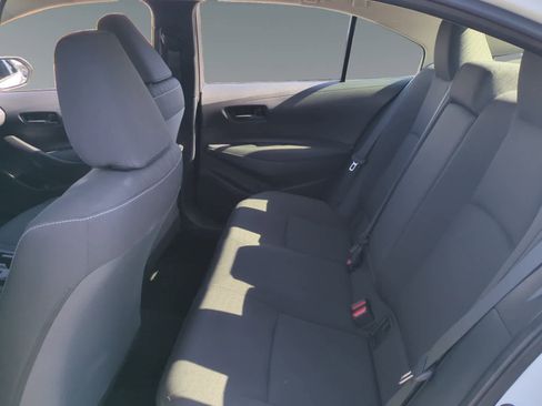 Used 2025 Toyota Corolla LE image 13