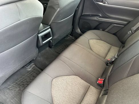 Used 2020 Toyota Camry LE FWD image 12