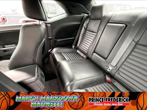 Used 2014 Dodge Challenger SXT Plus image 20