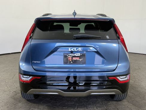 Used 2025 Kia Niro Wave w/ Wave Preserve Package FWD image 6