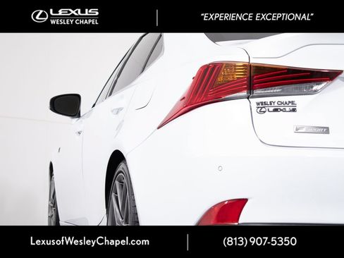 Used 2018 Lexus IS 350 F Sport RWD image 9