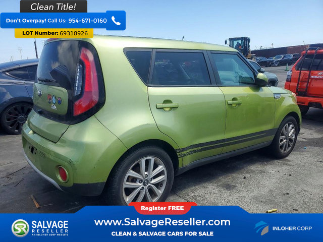 Used 2018 Kia Soul + FWD image 4