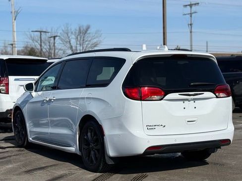 Used 2020 Chrysler Pacifica Touring w/ Advanced Safetytec Group image 35