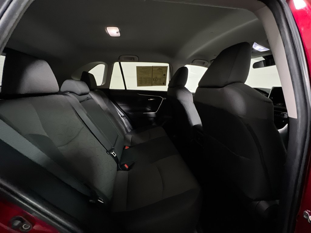 Used 2023 Toyota RAV4 XLE FWD image 30