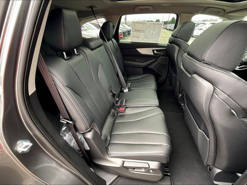 New 2025 Acura MDX SH-AWD image 15