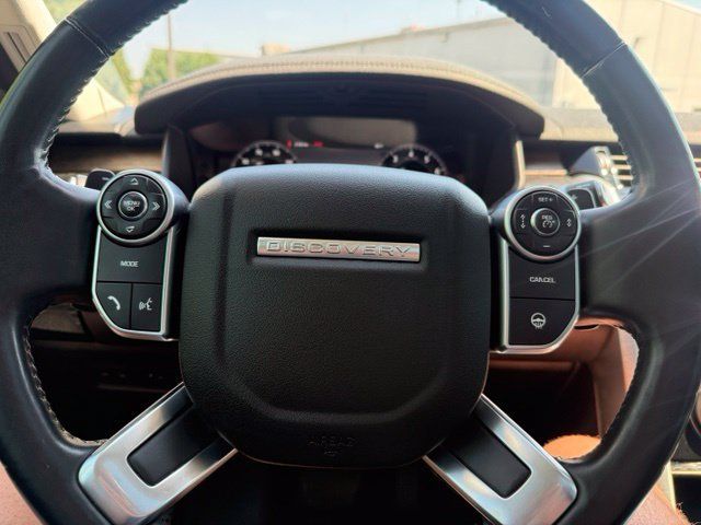 Used 2018 Land Rover Discovery HSE Luxury AWD/4WD image 22