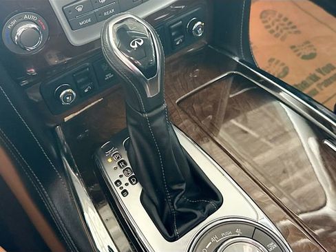 Used 2019 INFINITI QX80 Luxe w/ 22" Wheel Package image 18