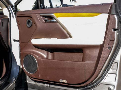 Used 2017 Lexus RX 450h AWD image 43