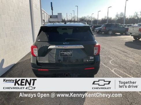 Used 2022 Ford Explorer XLT w/ Class IV Trailer Tow Package image 6